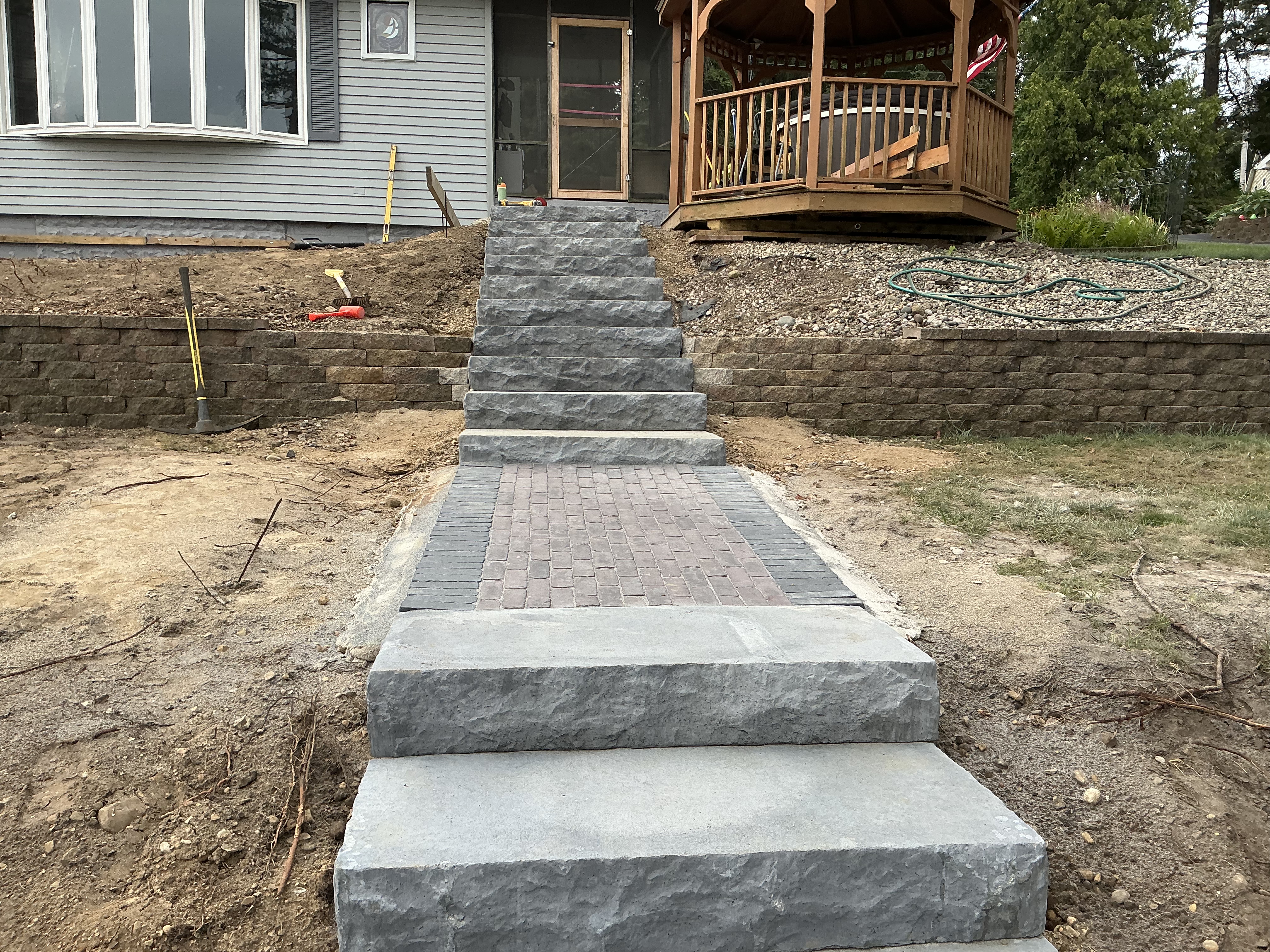 Covered outdoor living area